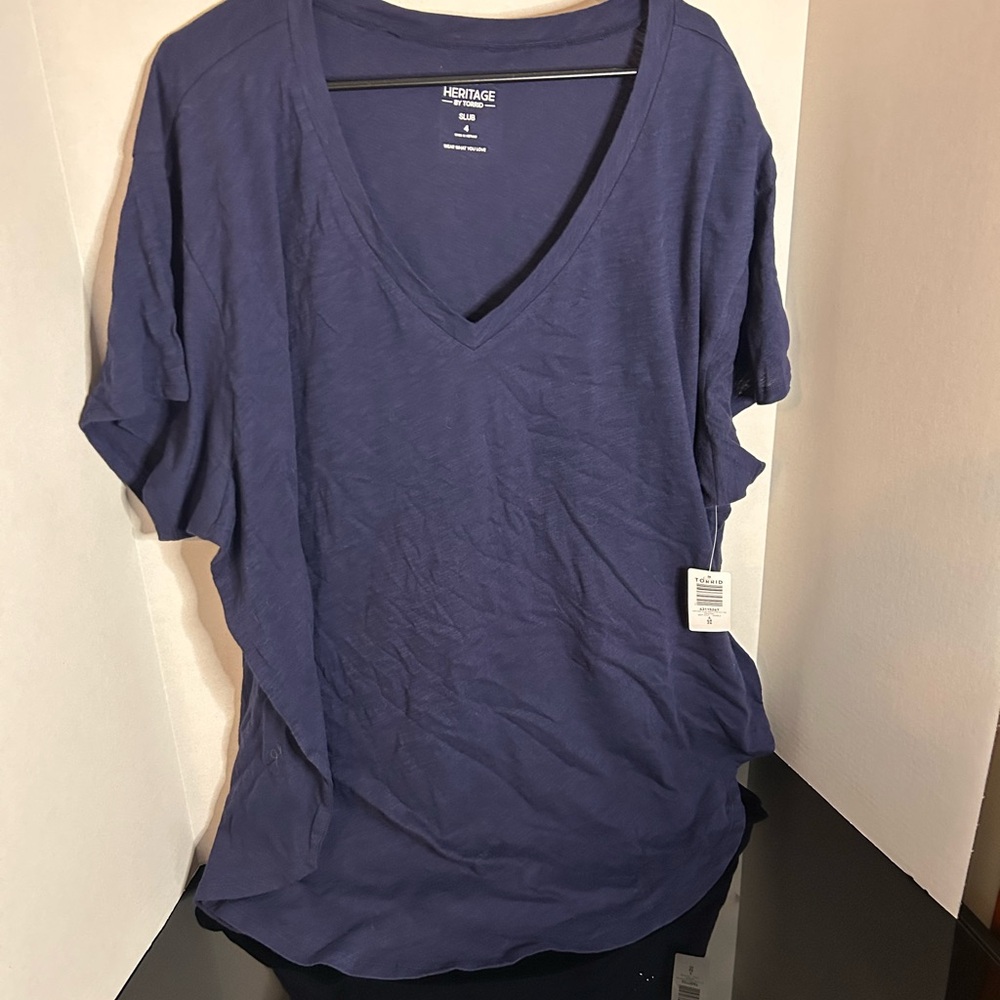 Torrid Women's Short Sleeve V-Neck Tee in Blue